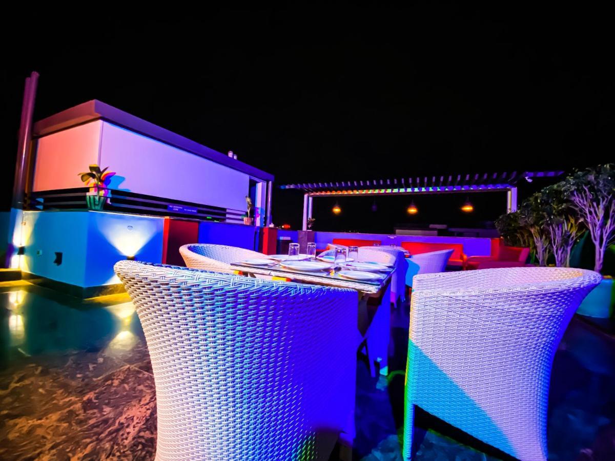 Sky Suites Gurgaon Exterior foto