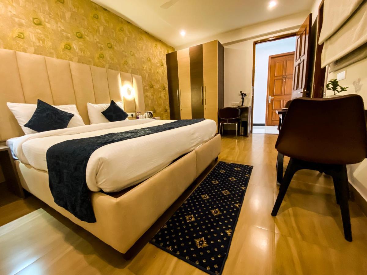 Sky Suites Gurgaon Exterior foto